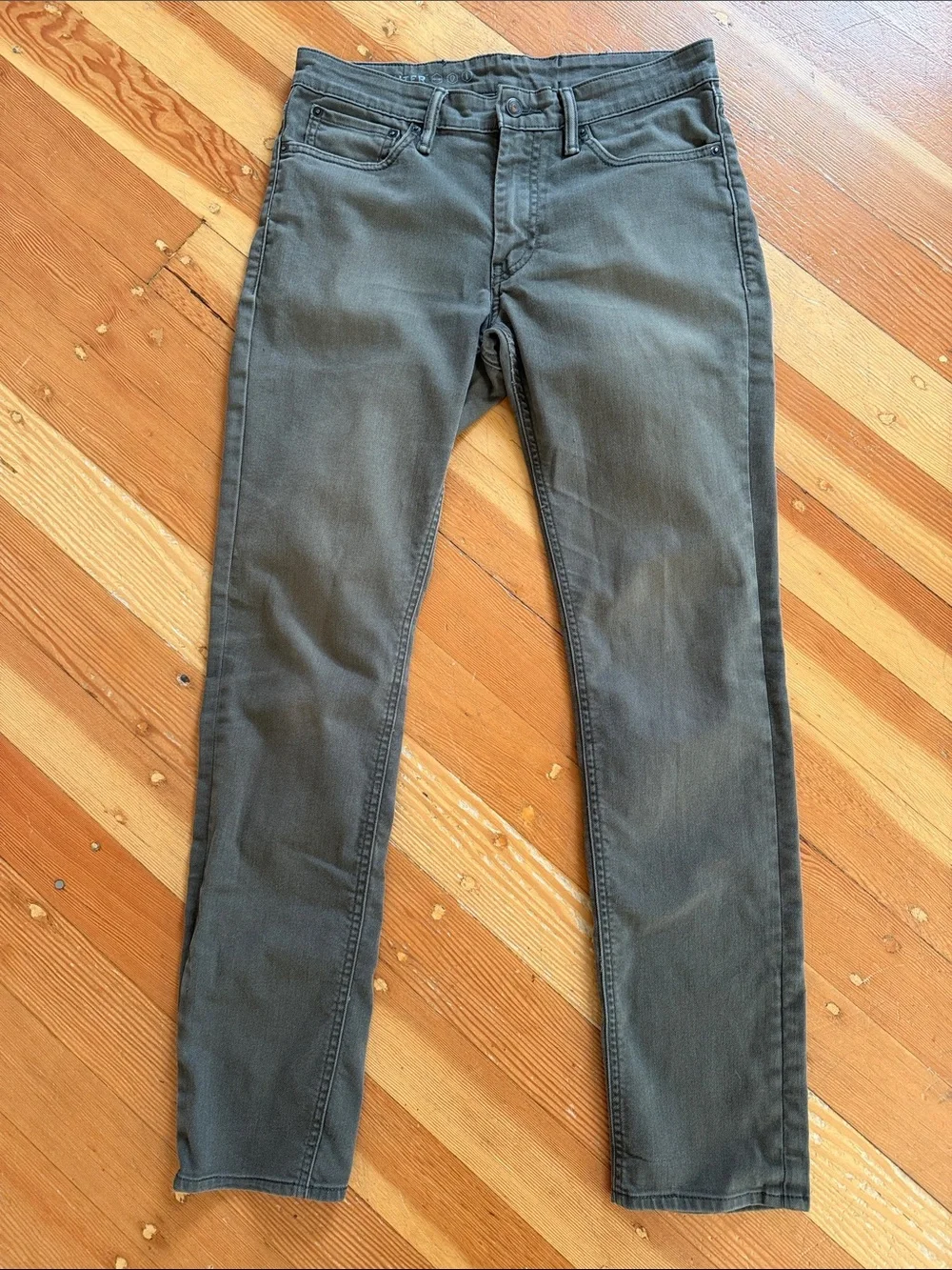 Levi’s Olive Green Commuter Jeans 32x34